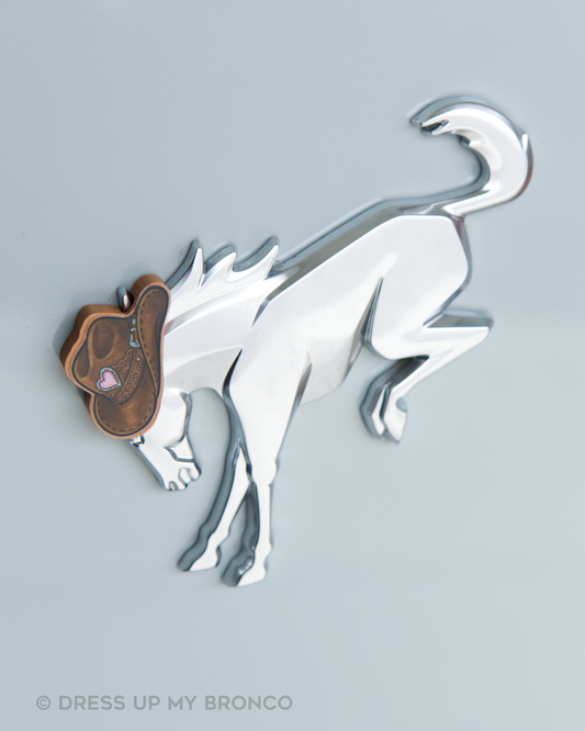 Dusty Trails — Bronco Rear Emblem 3D Cowgirl Hat